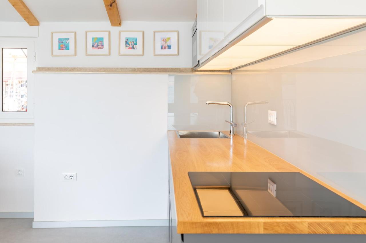 Seafront Baska Apartment Dış mekan fotoğraf